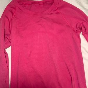Perfect condition sonic pink lululemon swiftly tech size 2